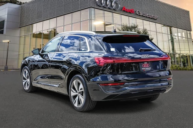 2024 Audi Q8 e-tron