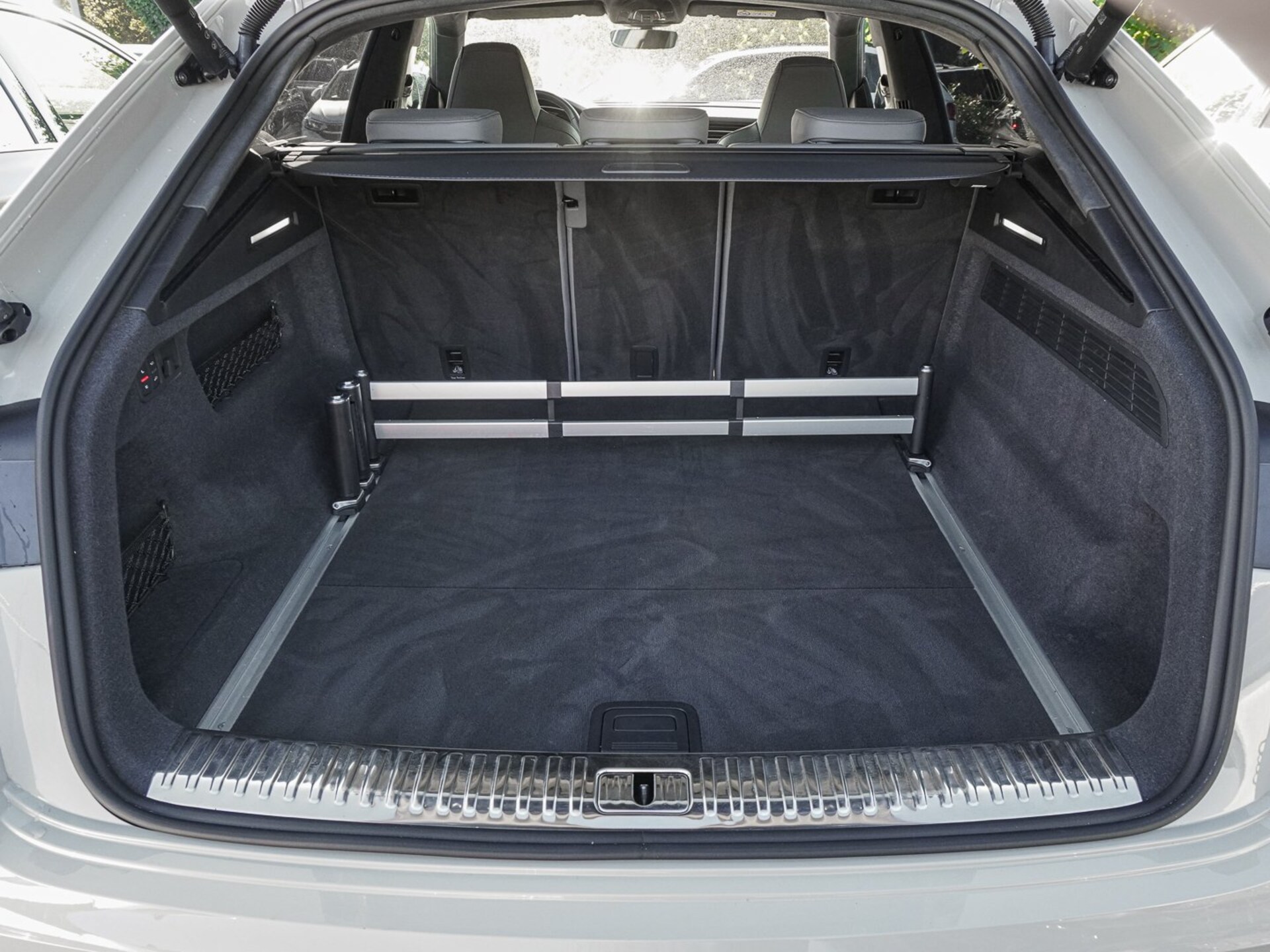 Audi Q8 SUV