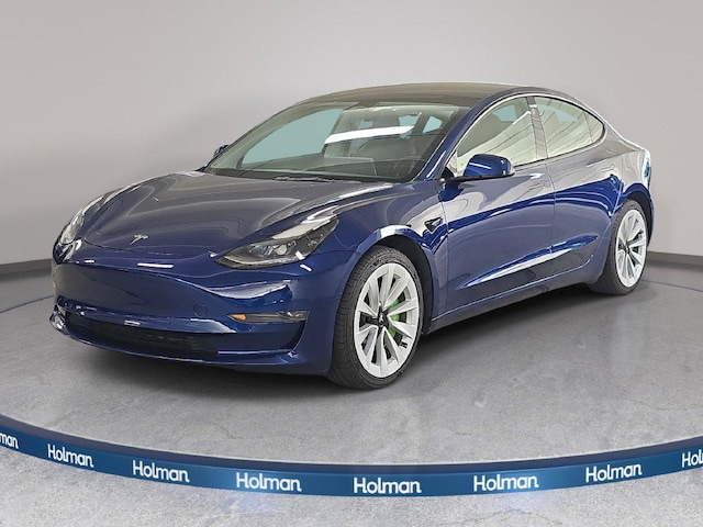 2022 Tesla