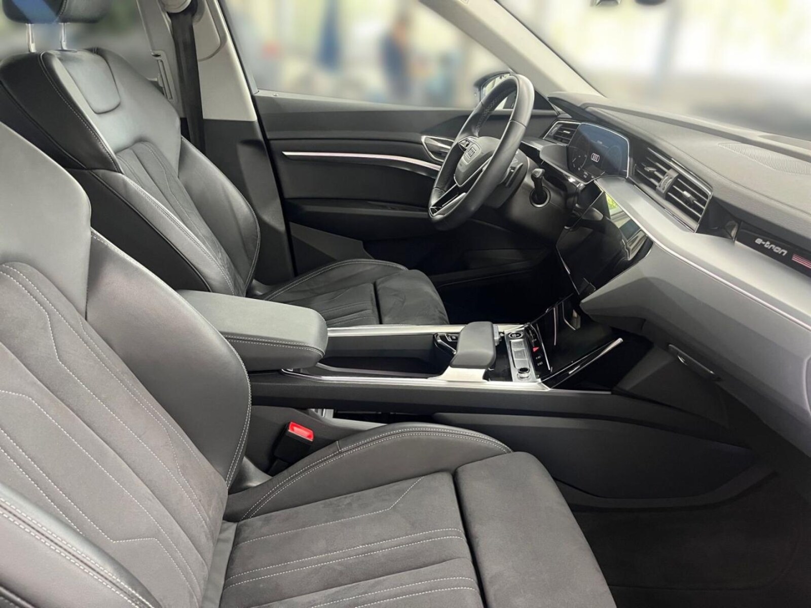 Audi Q8 e-tron – Bild 12
