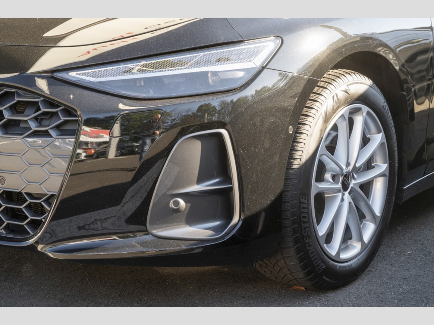Bild über Audi A6 Avant TDI quattro 150 kW S tronic - für weitere Informationen kontaktieren Sie den Audi Partner
