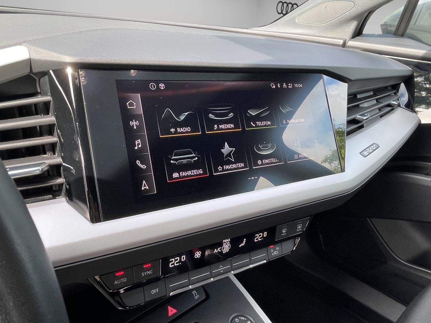 Image about Audi Q4 e-tron 40 e-tron