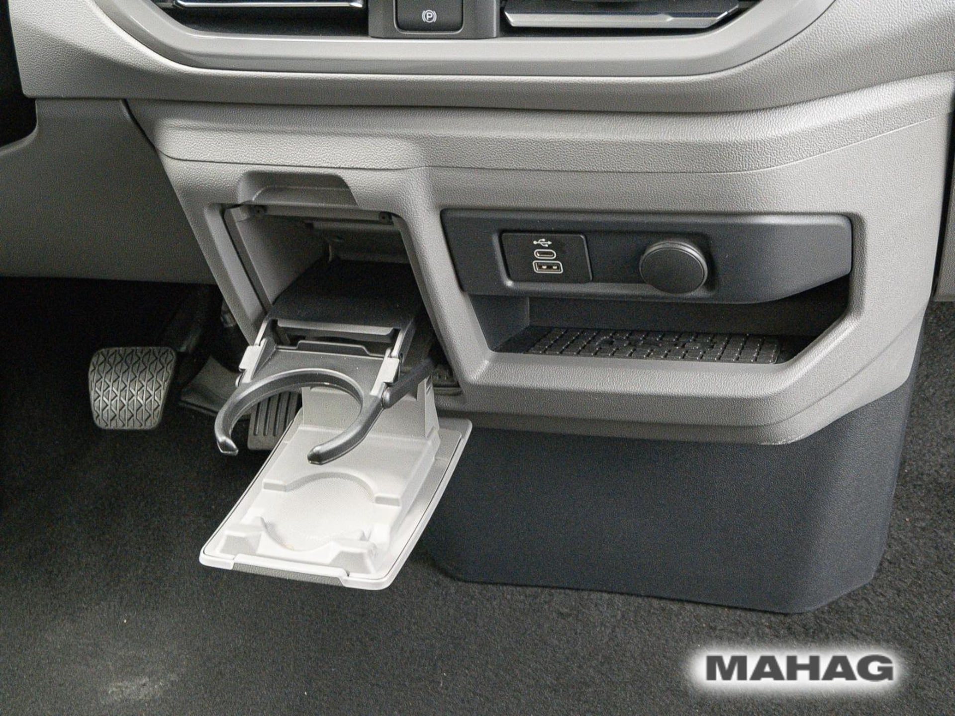 Volkswagen Caravelle langer Radstand Style