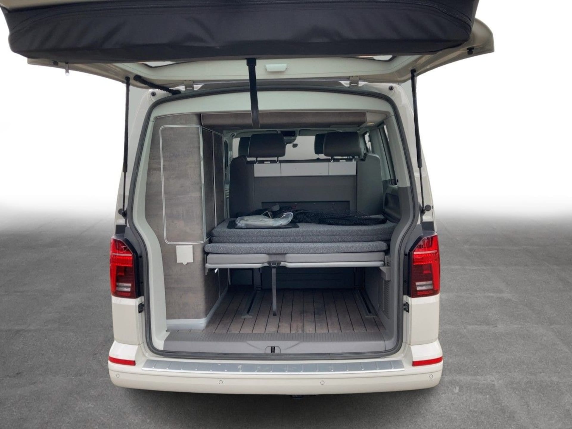 Volkswagen T6.1 California Ocean