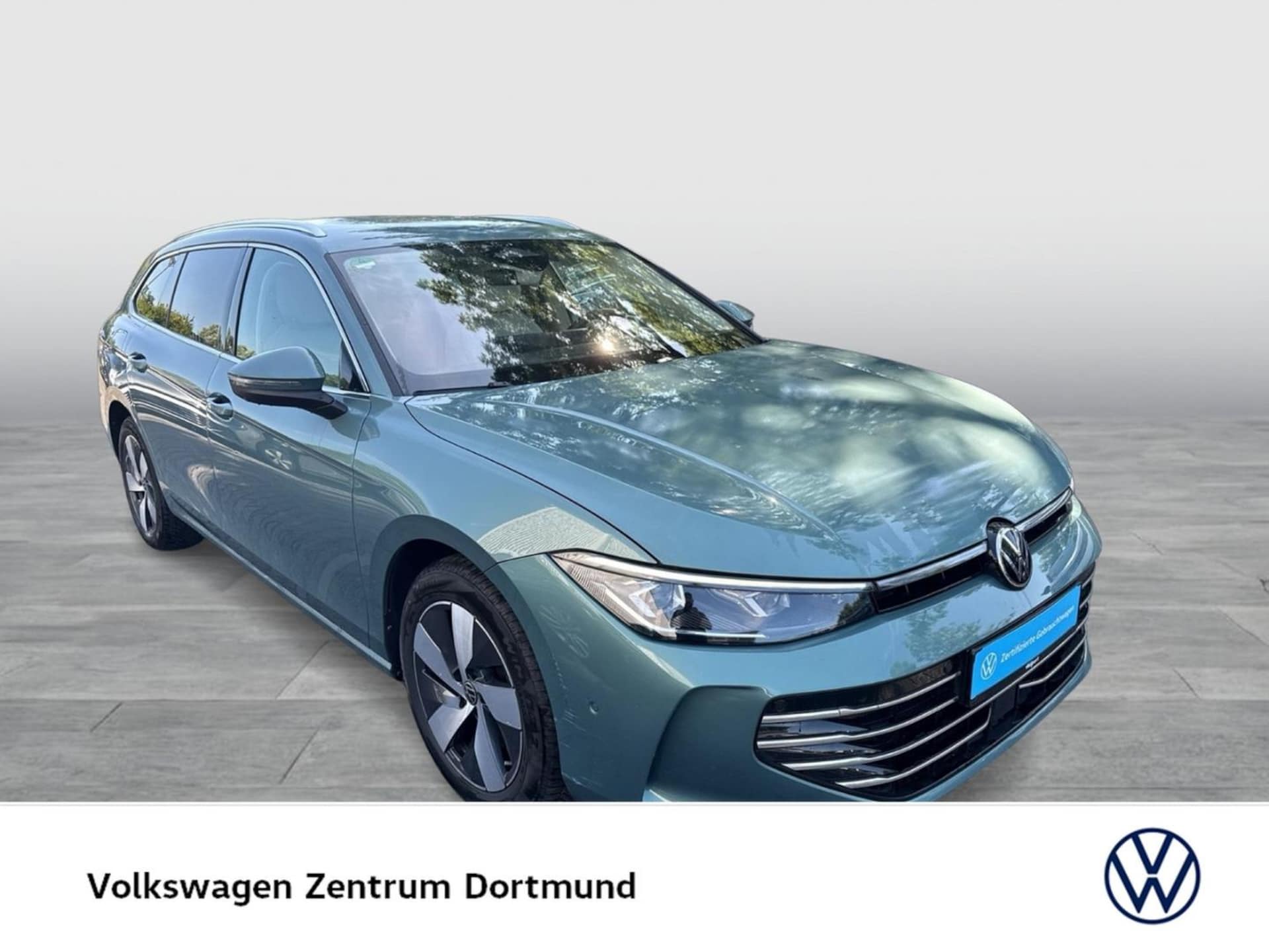 Volkswagen Passat Elegance