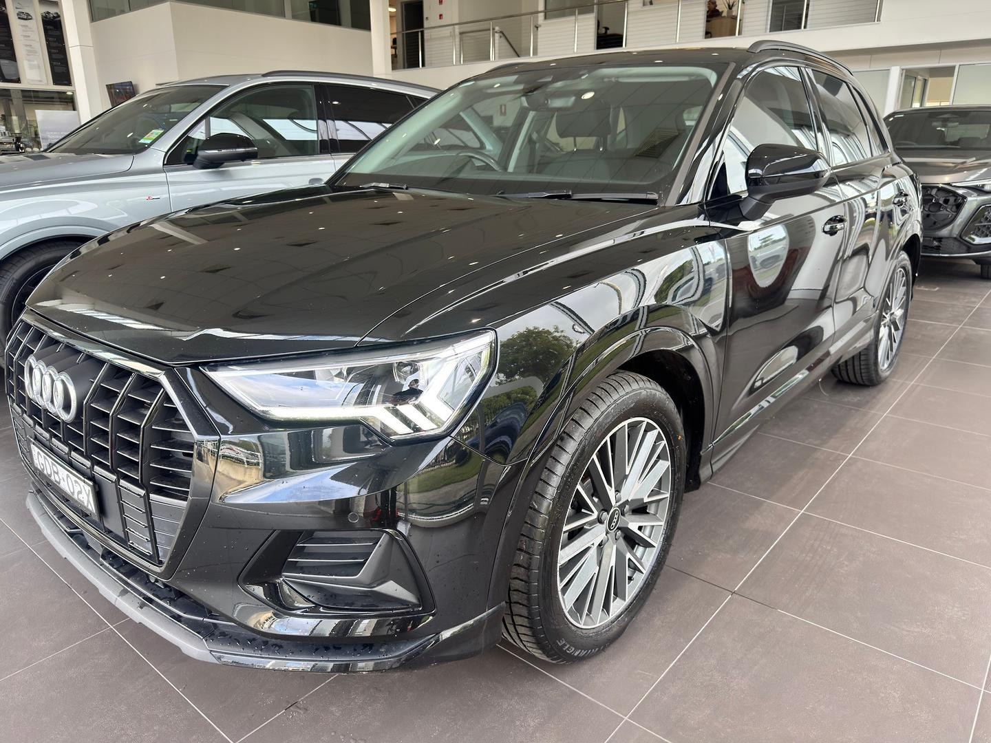 Image about Audi Q3 35 TFSI S tronic