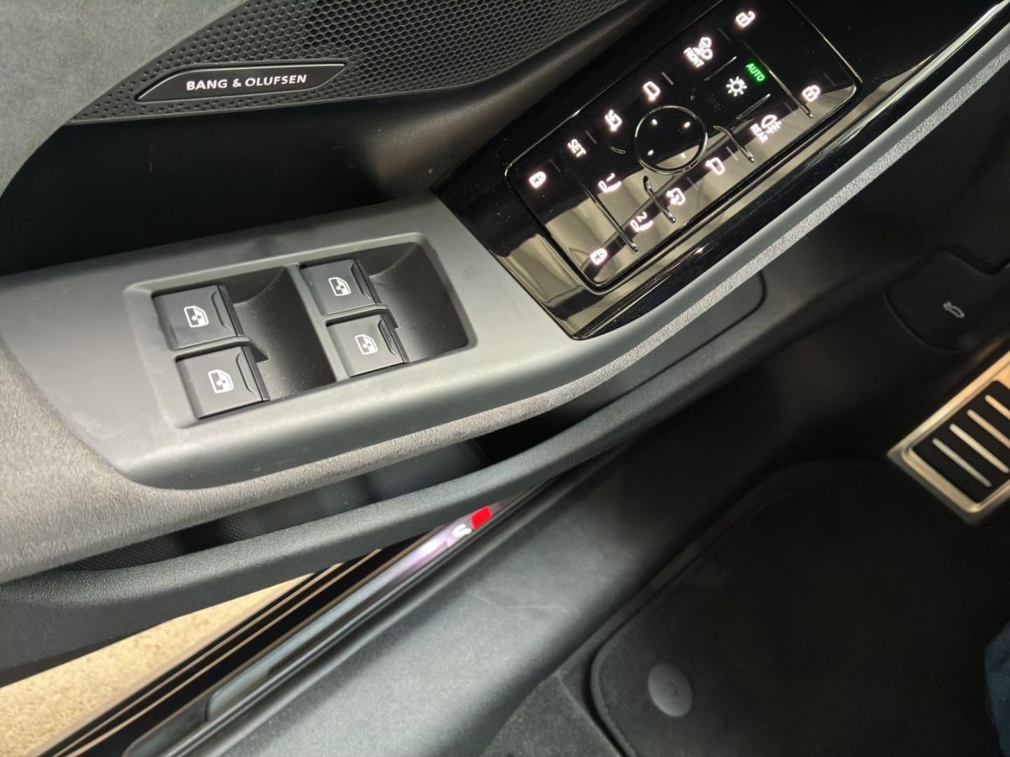 Bild über Audi A6 Avant e-tron e-tron performance - für weitere Informationen kontaktieren Sie den Audi Partner