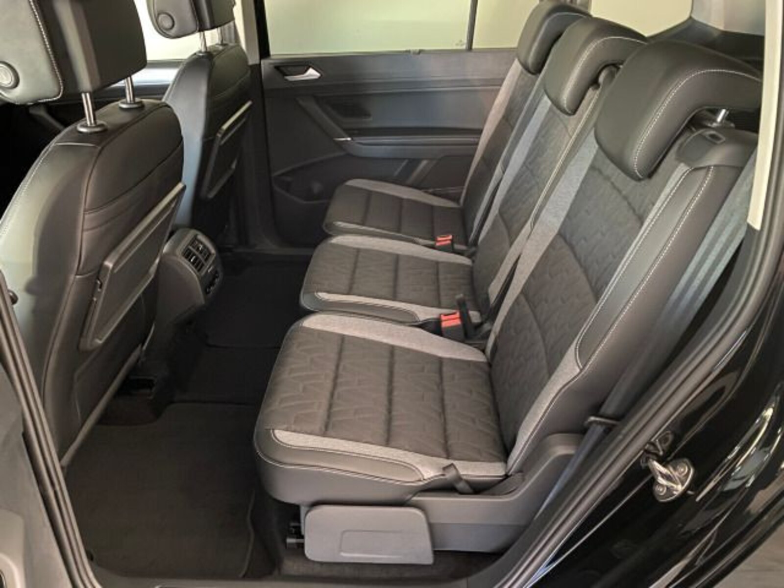 Volkswagen Touran – Bild 14