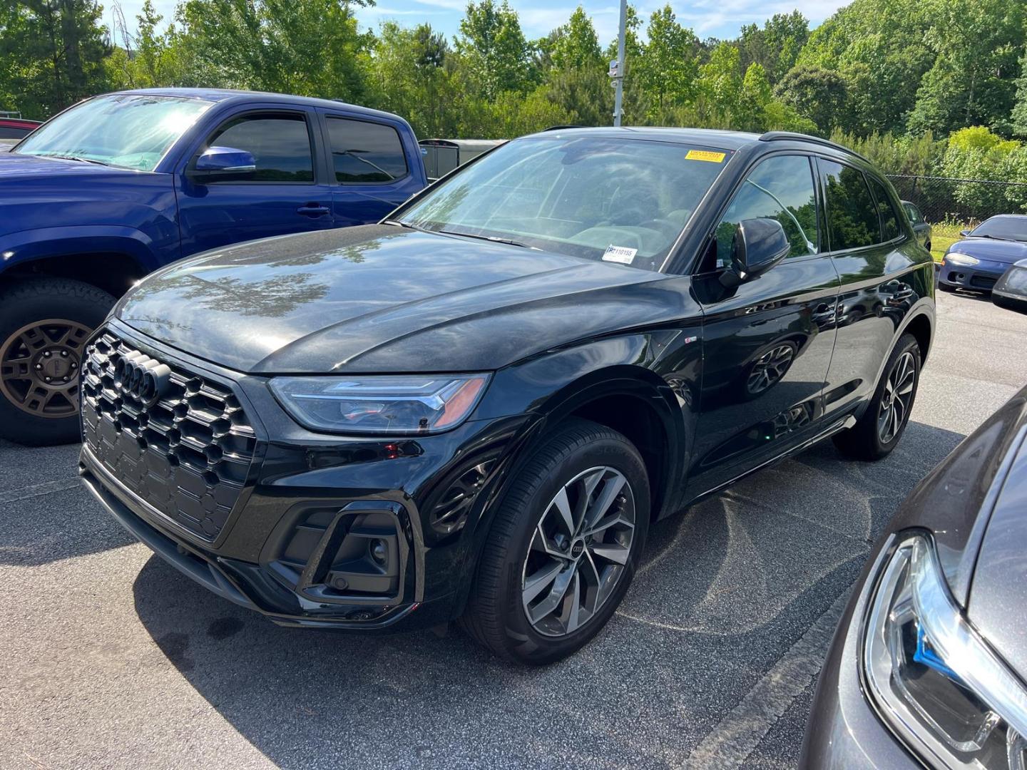 2024 Audi Q5 45 Premium's photo