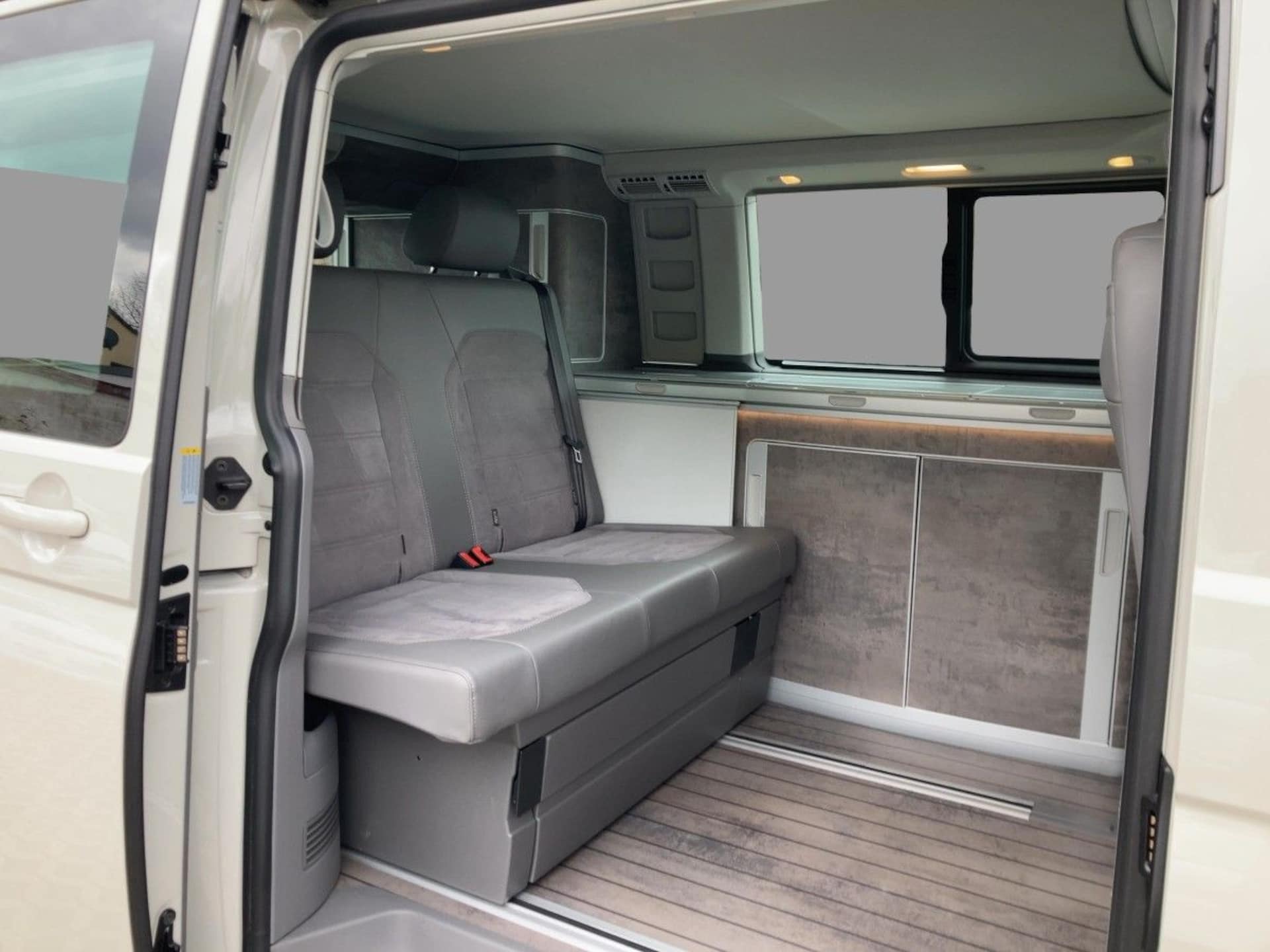 Volkswagen T6.1 California Ocean