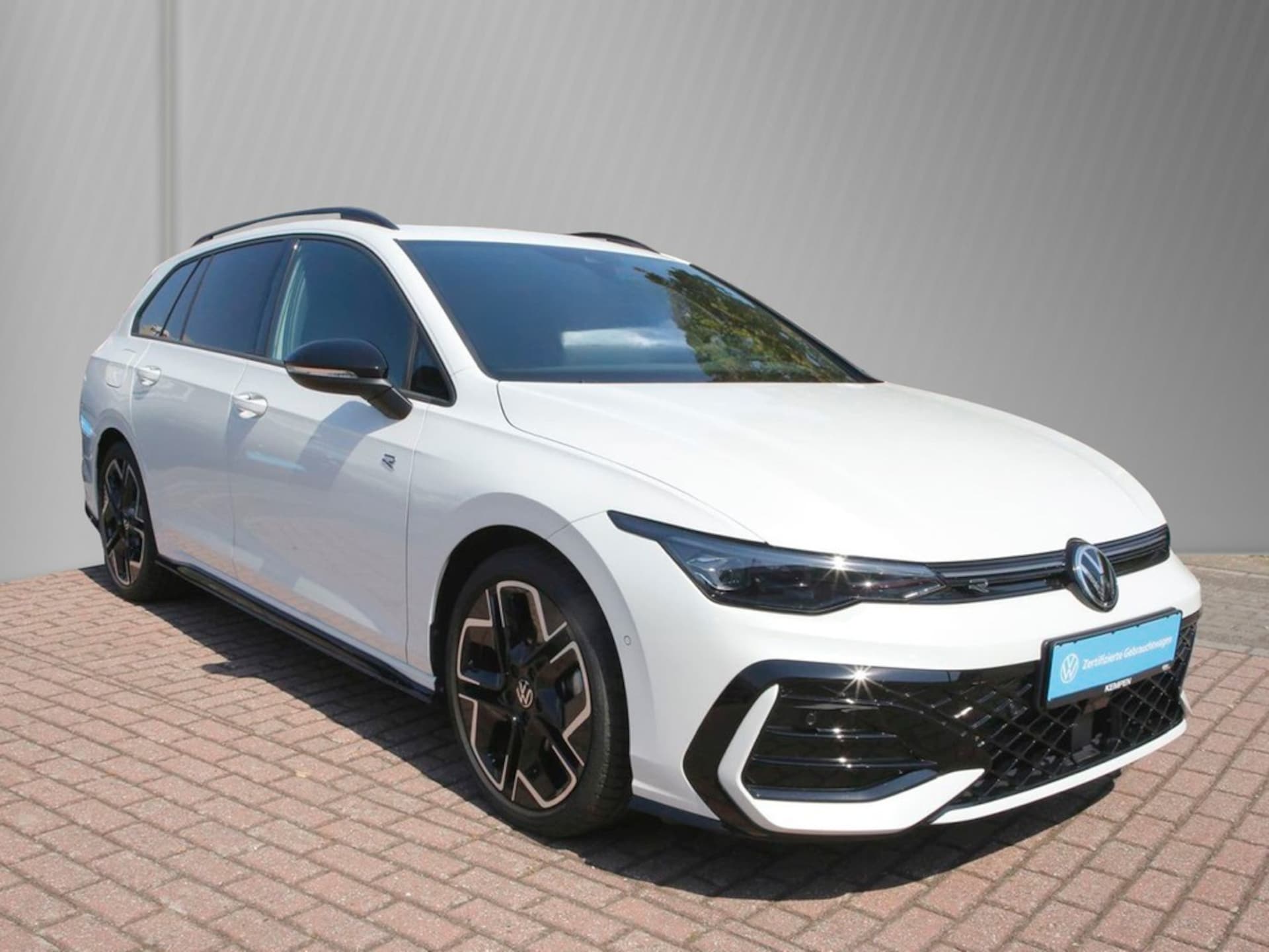 Volkswagen Golf Variant R-Line