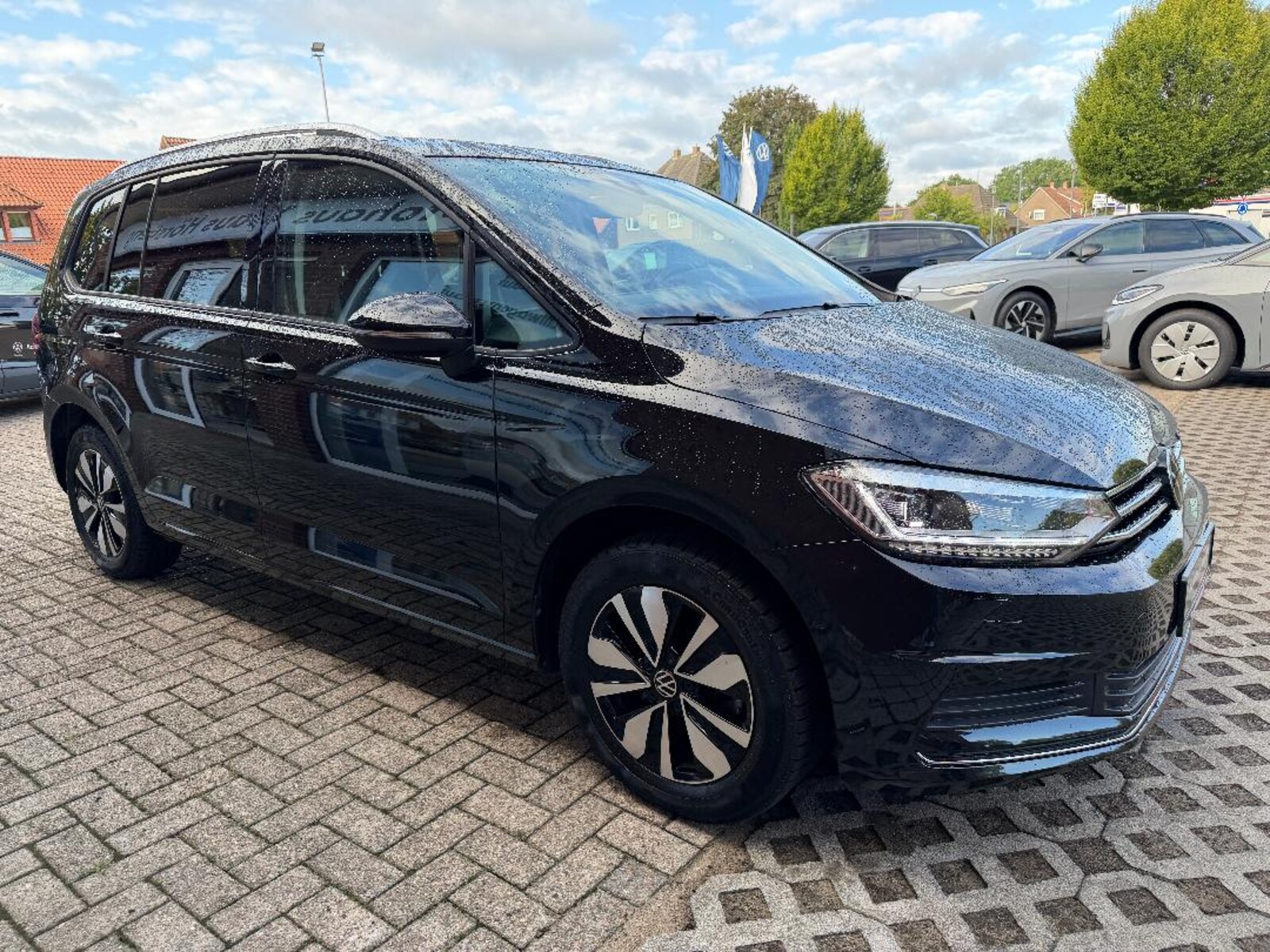 Volkswagen Touran – Bild 7