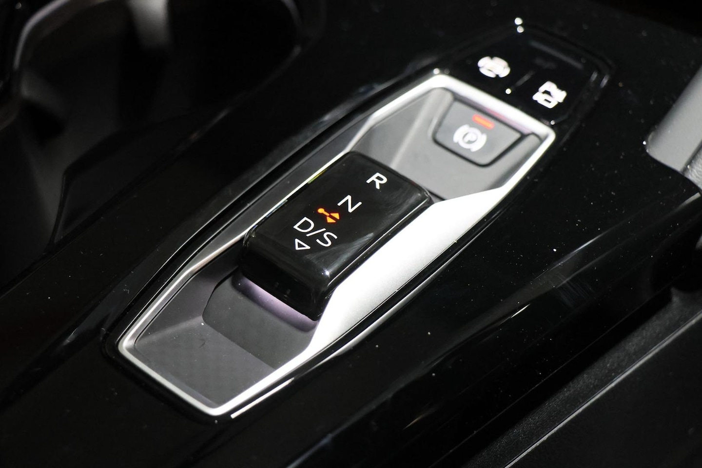Image about Audi Q5 SUV TFSI quattro 200 kW sport