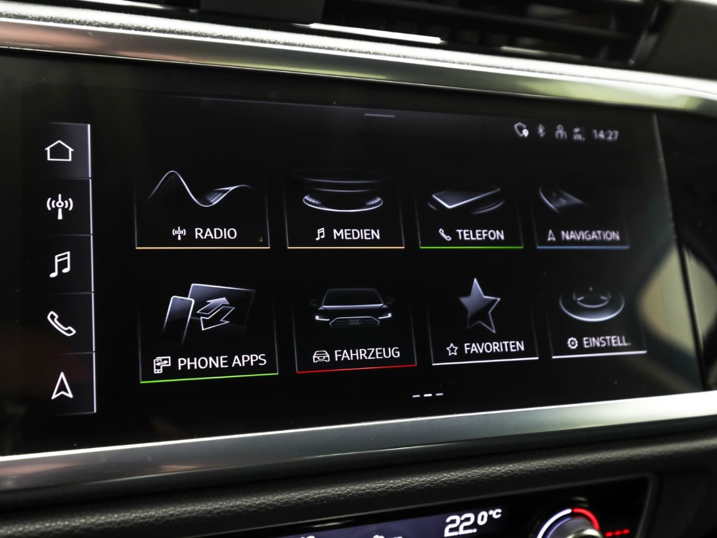 Bild über Audi Q3 TDI 110 kW S tronic - für weitere Informationen kontaktieren Sie den Audi Partner