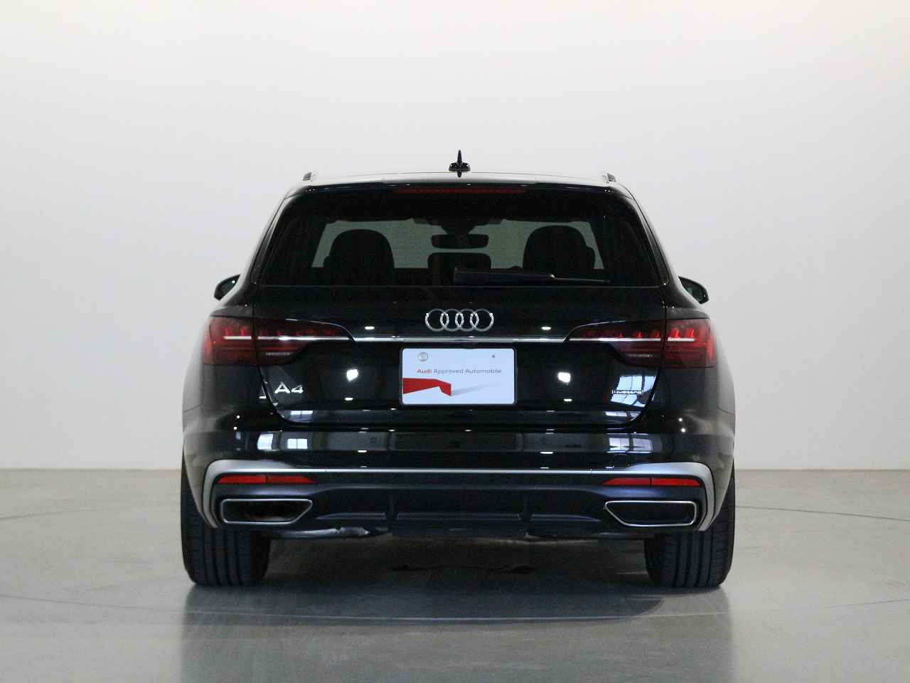 Image about Audi A4 Avant 40 TDI quattro S line