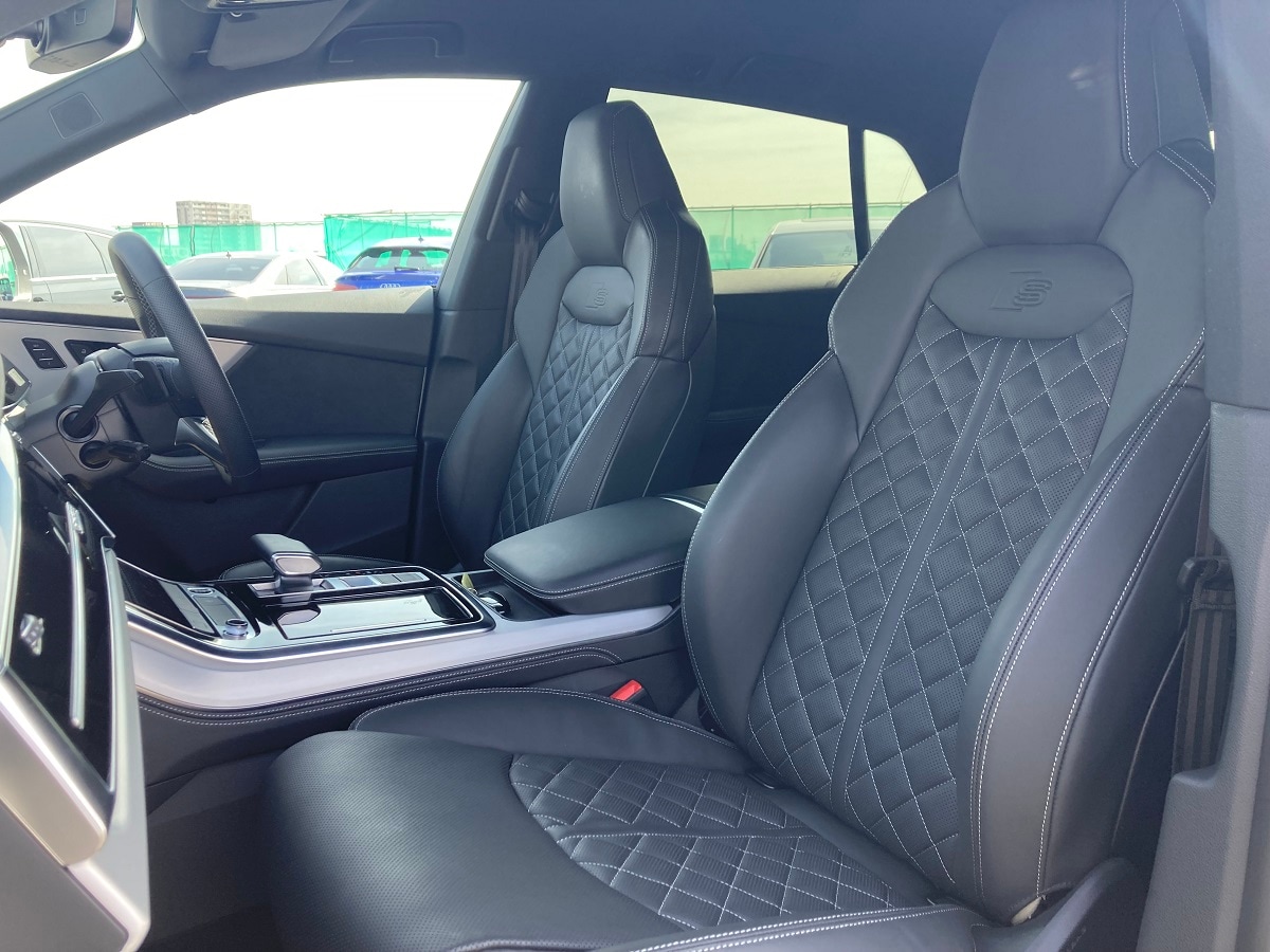 Audi Q8 55 TFSI quattro S line 250(340) kW(PS) tiptronic for more details contact your dealer