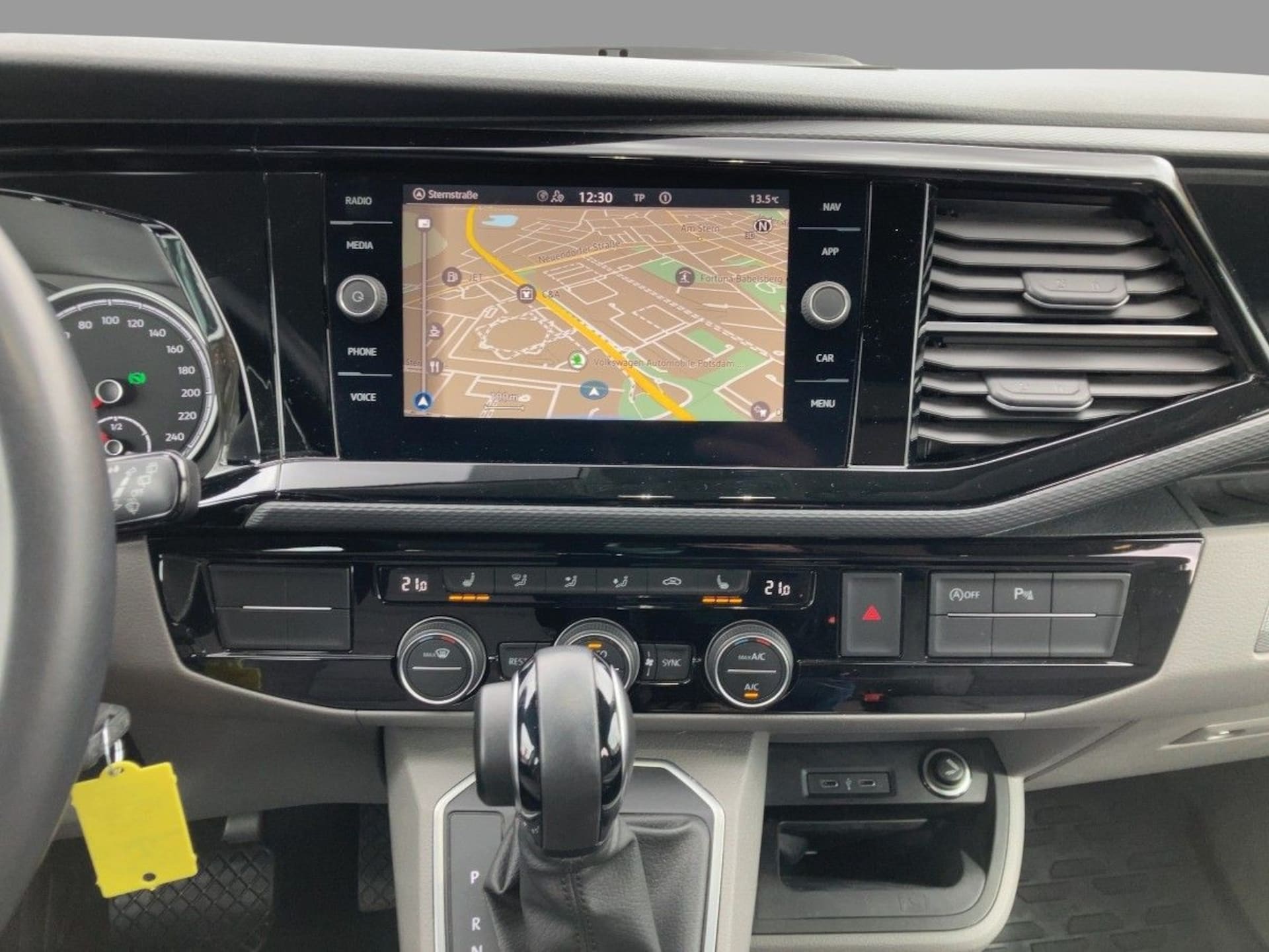 Volkswagen T6.1 California Ocean