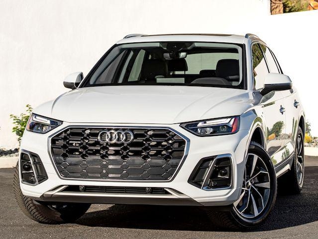 Photo of 2023 Audi Q5