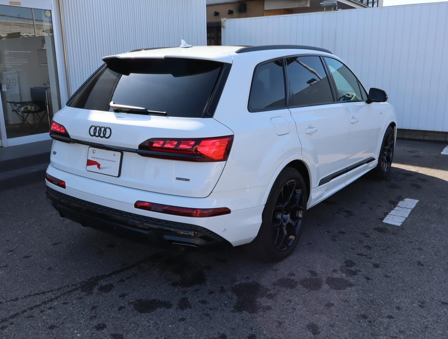 Audi Q7 SUV 55 TFSI quattro S line 250(340) kW(PS) tiptronic for more details contact your dealer
