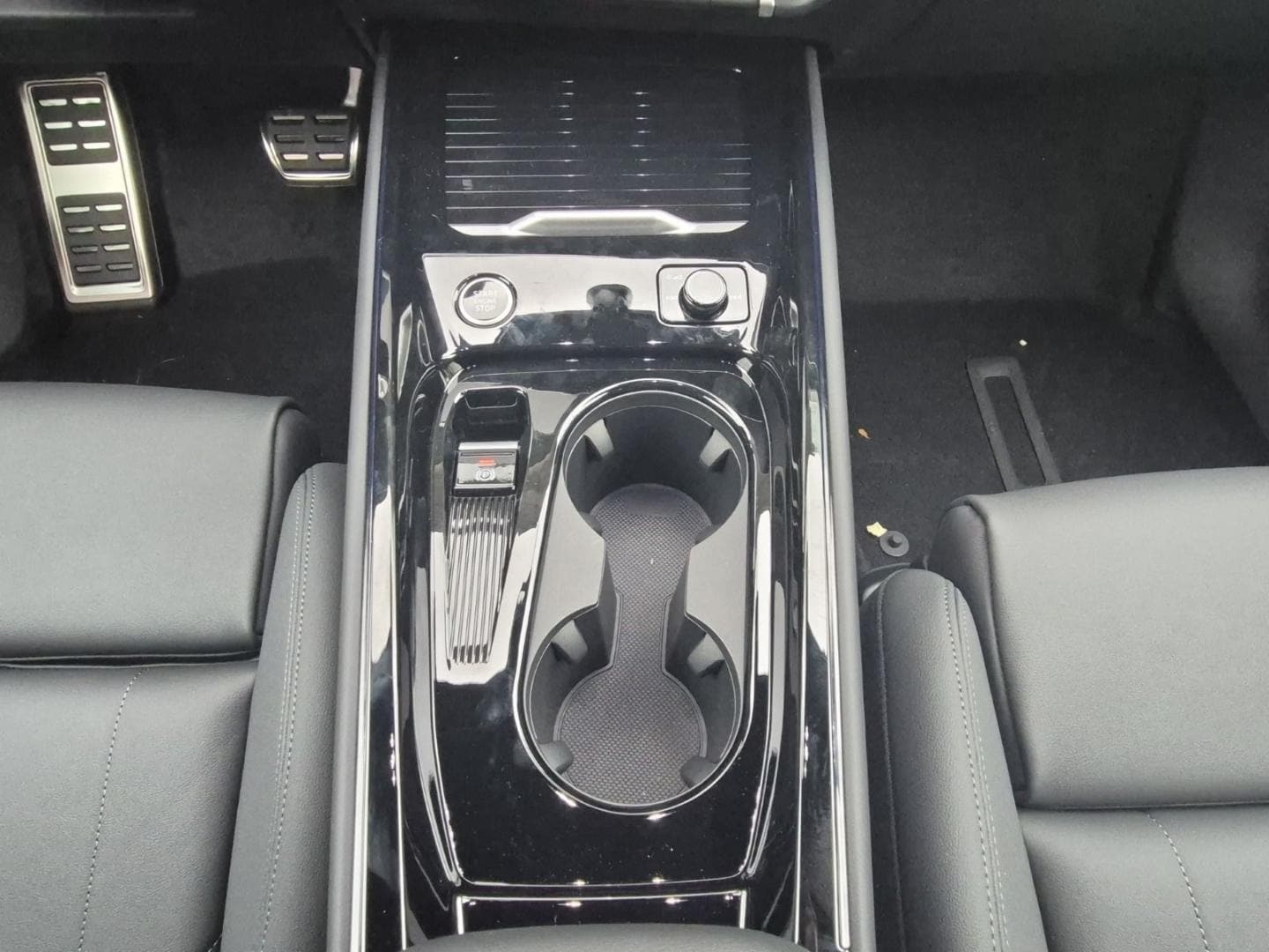 Bild über Audi Q3 SUV TFSI 110 kW S tronic - für weitere Informationen kontaktieren Sie den Audi Partner