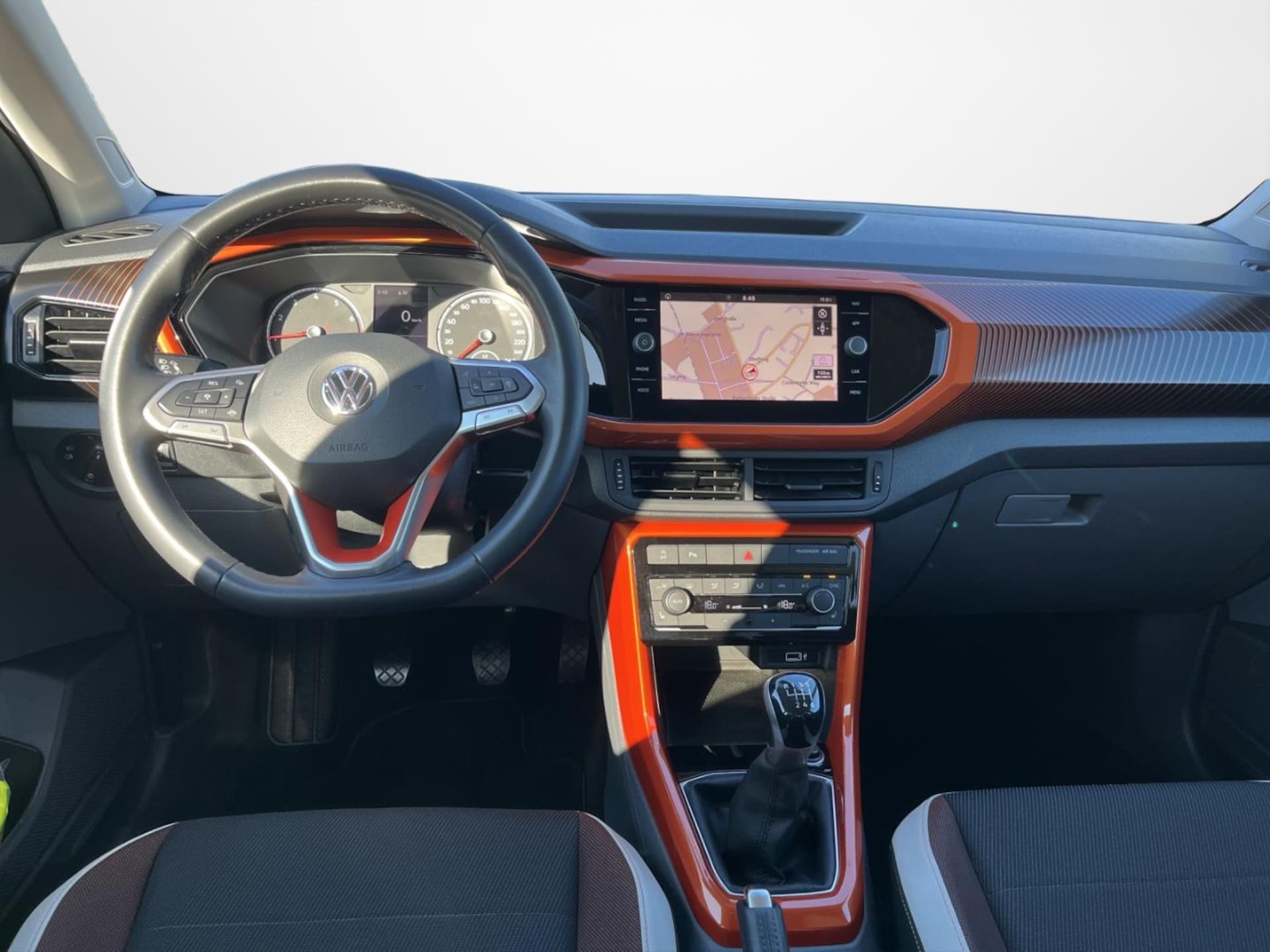 Volkswagen T-Cross Life