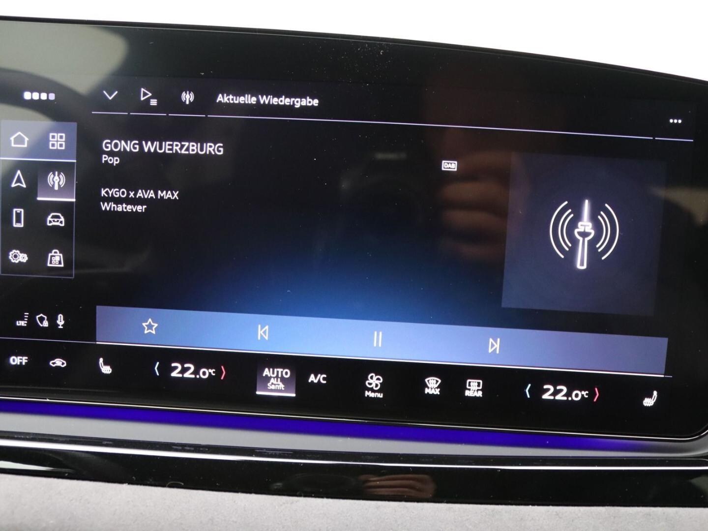 Bild über Audi A6 Avant TDI 150 kW S tronic - für weitere Informationen kontaktieren Sie den Audi Partner