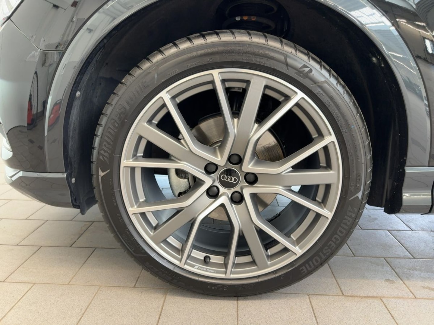 Bild über Audi Q3 advanced 35 TFSI S tronic - für weitere Informationen kontaktieren Sie den Audi Partner