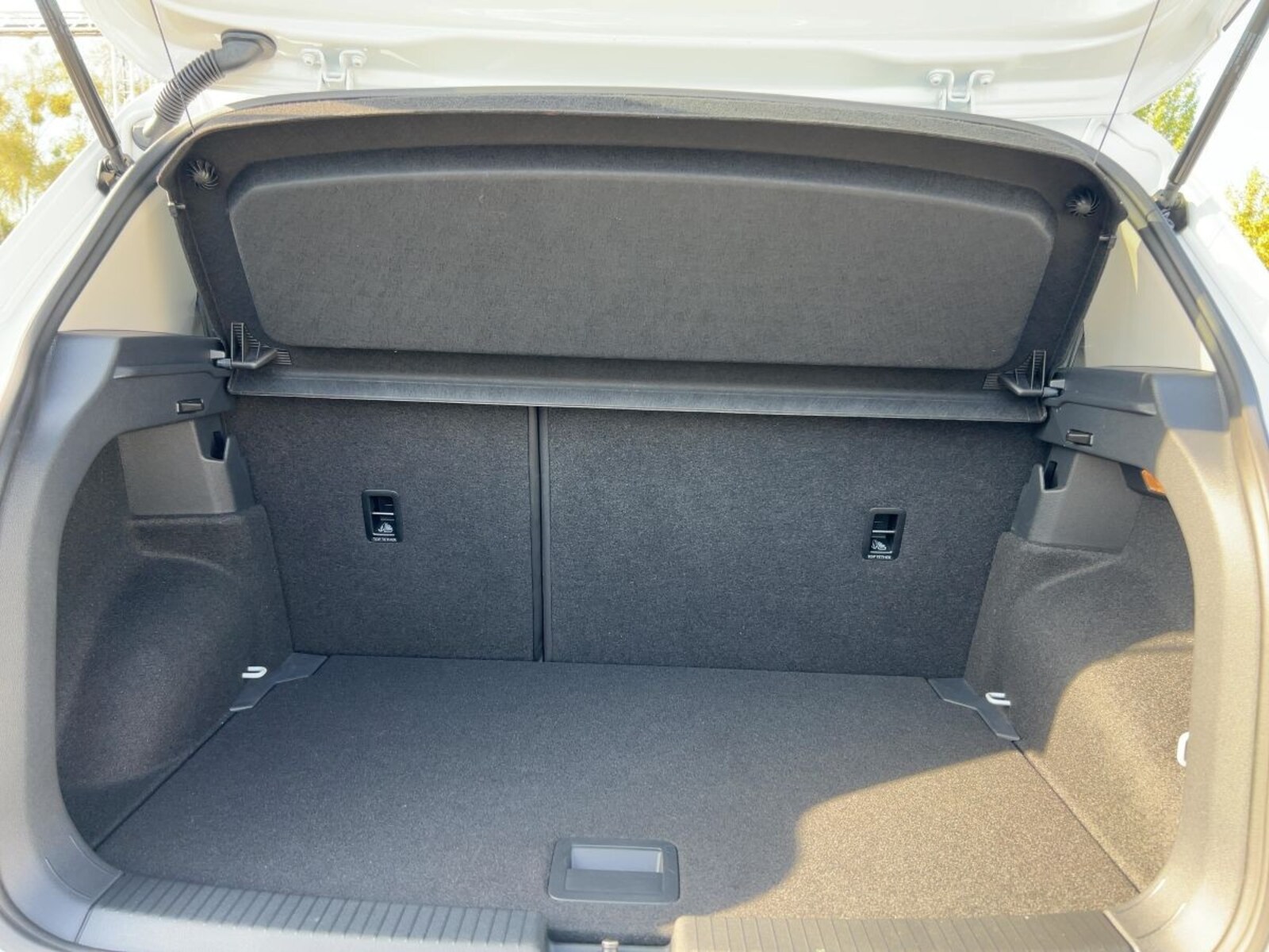 Volkswagen T-Cross – Bild 9