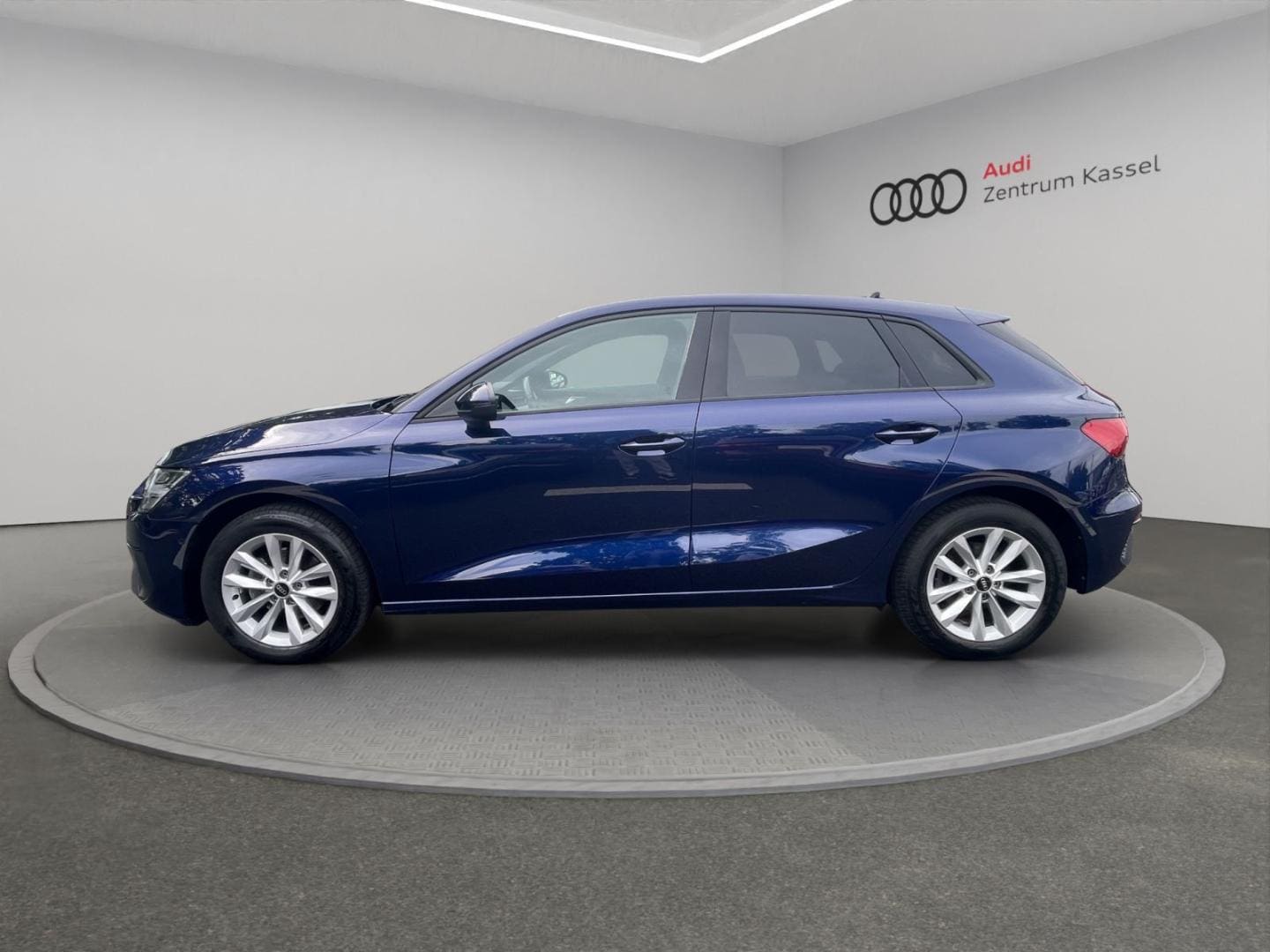 Bild über Audi A3 Sportback 35 TFSI S tronic - für weitere Informationen kontaktieren Sie den Audi Partner