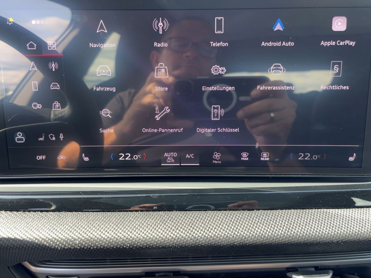 Bild über Audi A6 Avant TDI quattro 150 kW S tronic - für weitere Informationen kontaktieren Sie den Audi Partner