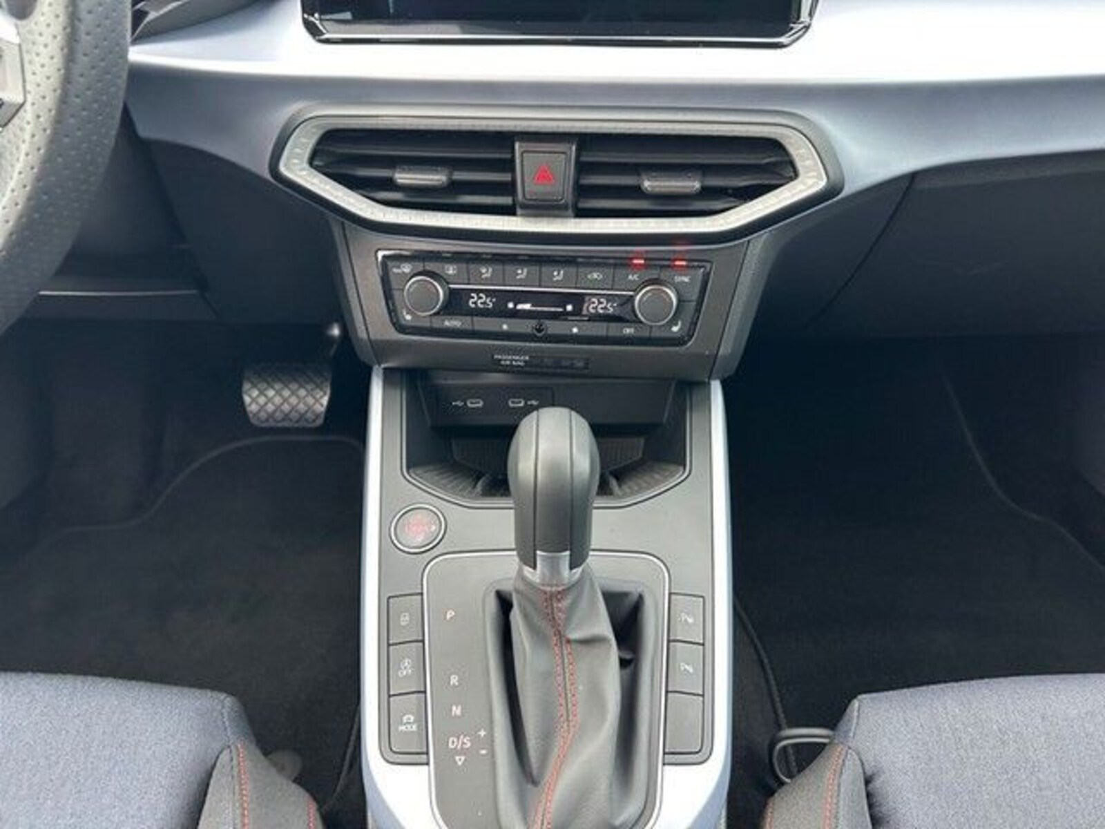SEAT Arona – Bild 11