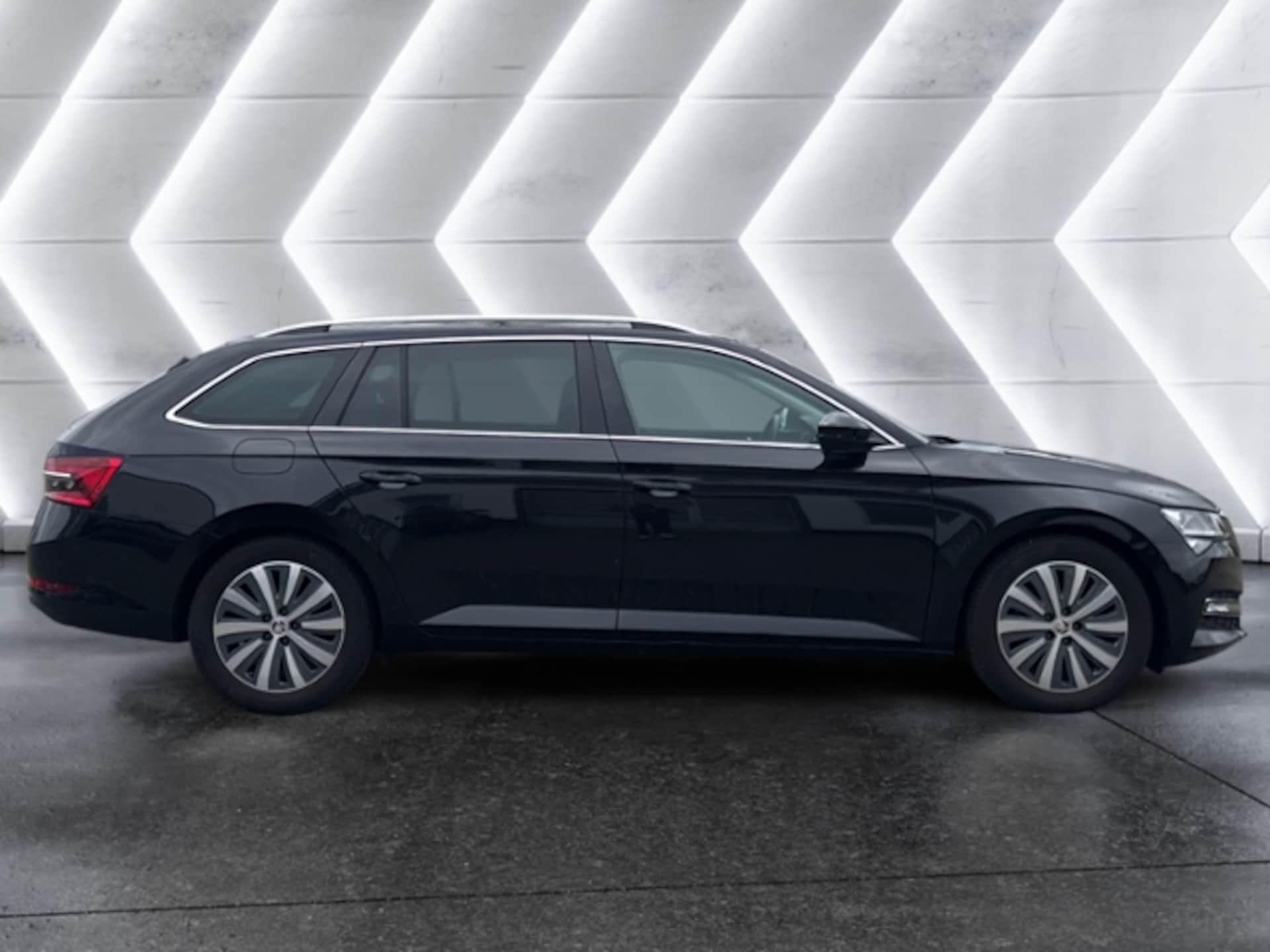Skoda Superb Combi PREMIUM EDITION