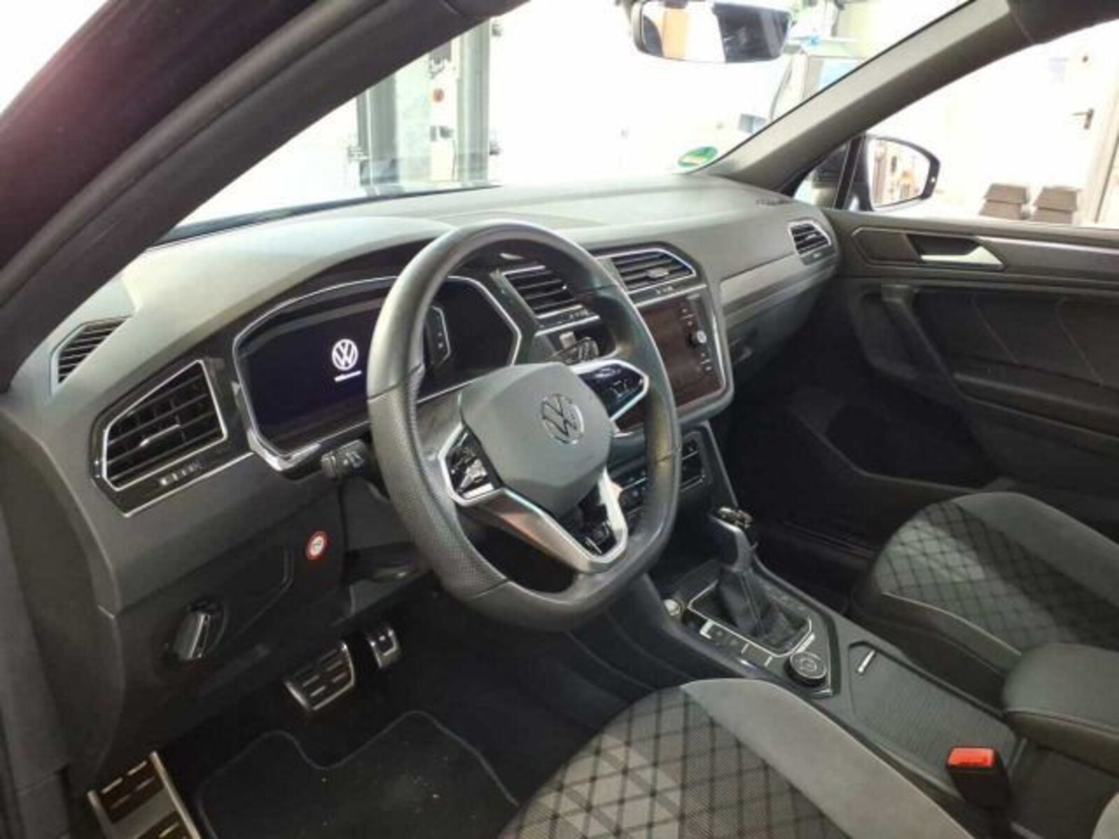 Volkswagen Tiguan – Bild 4