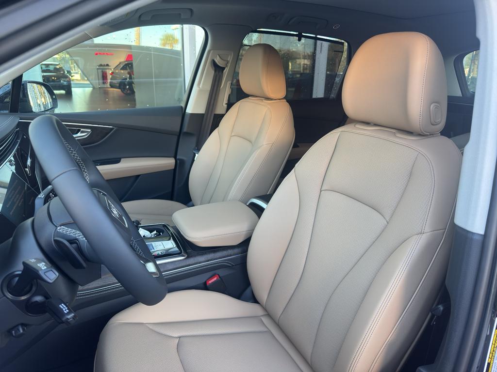 2025 Audi Q7 Premium Plus - Photo 11