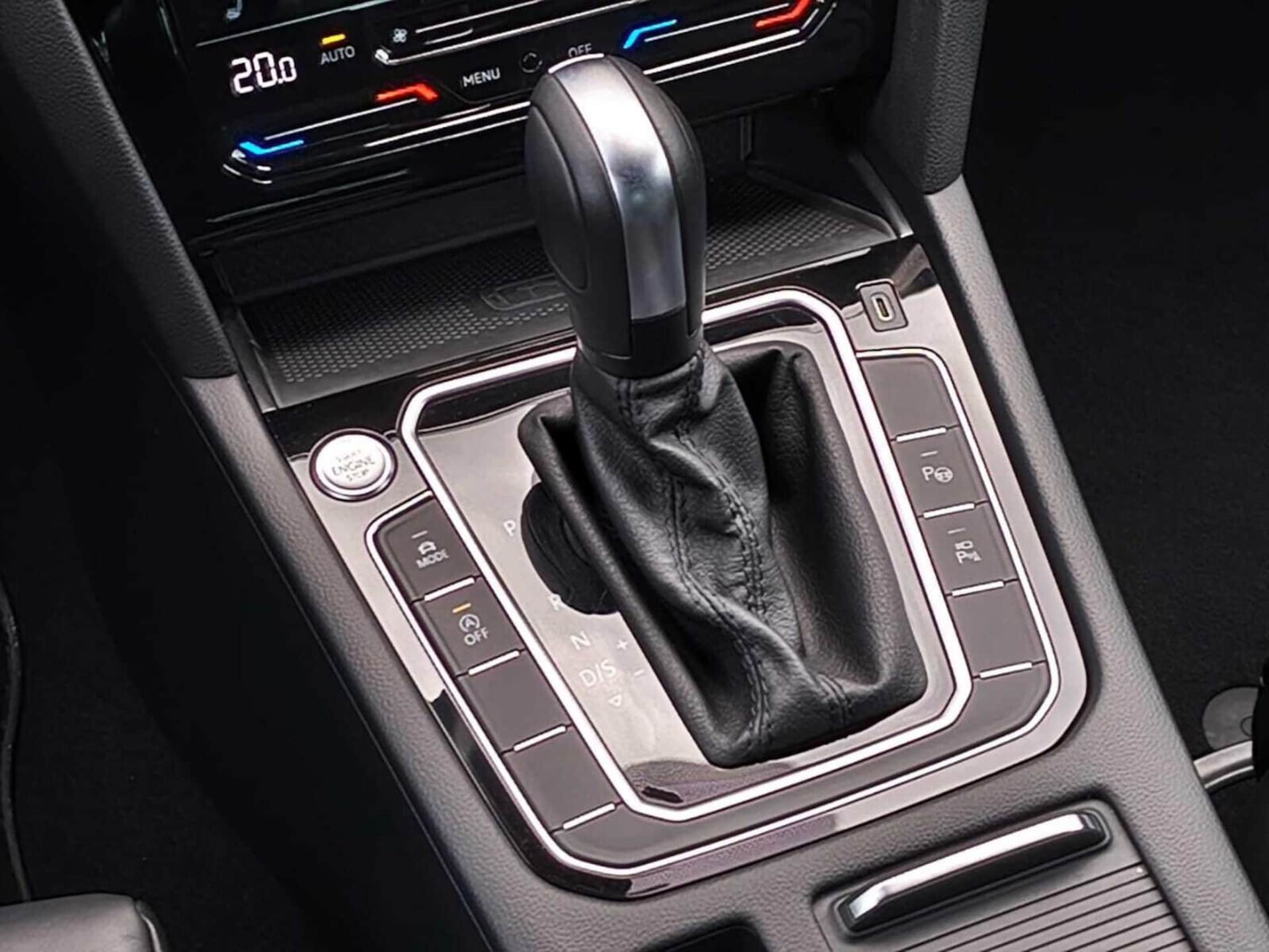 Volkswagen Passat Elegance