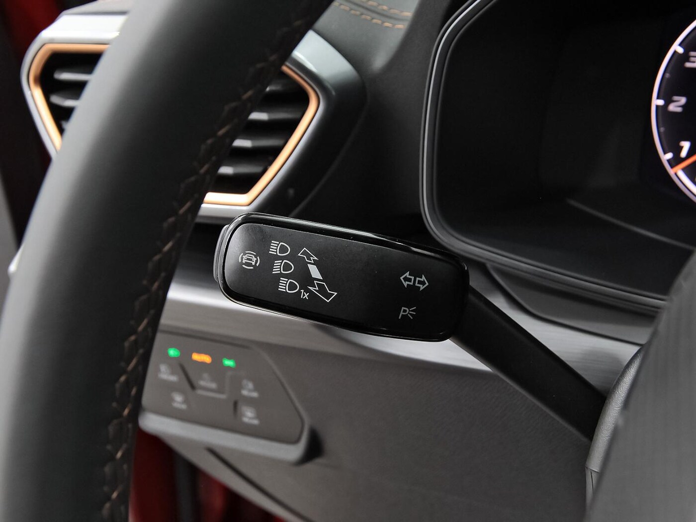 CUPRA Leon León 1.5 eTSI DSG 110 kW (150 CV) — photo 15