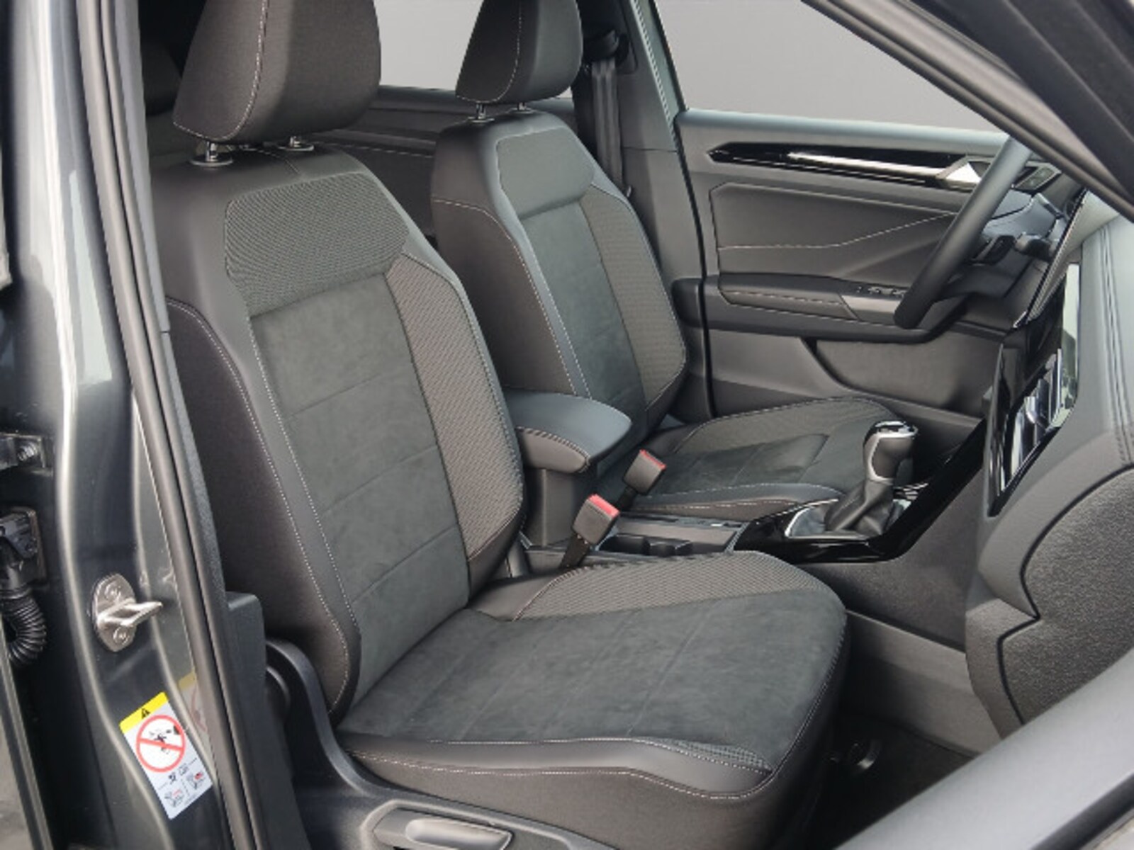 Volkswagen T-Roc – Bild 21