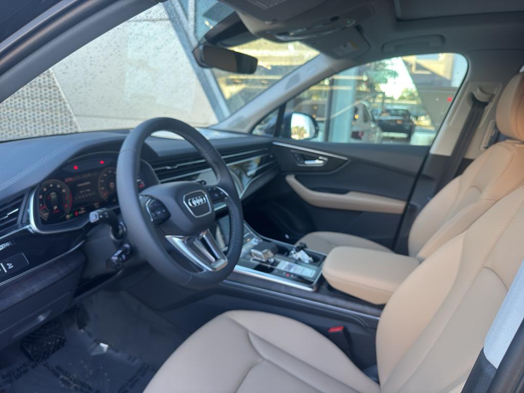 2025 Audi Q7 Premium Plus - Photo 12