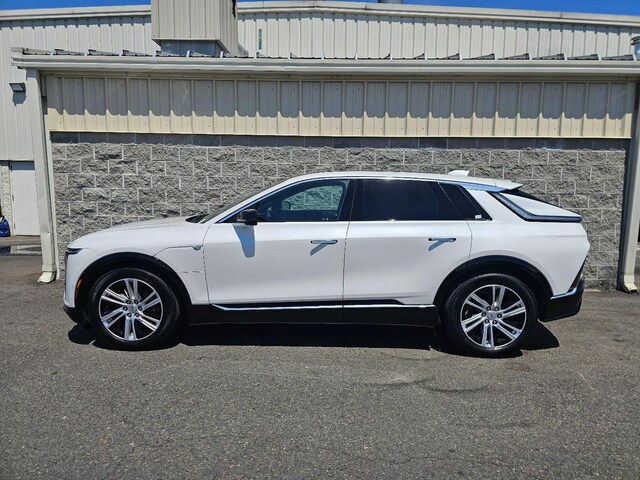 2024 Cadillac LYRIQ