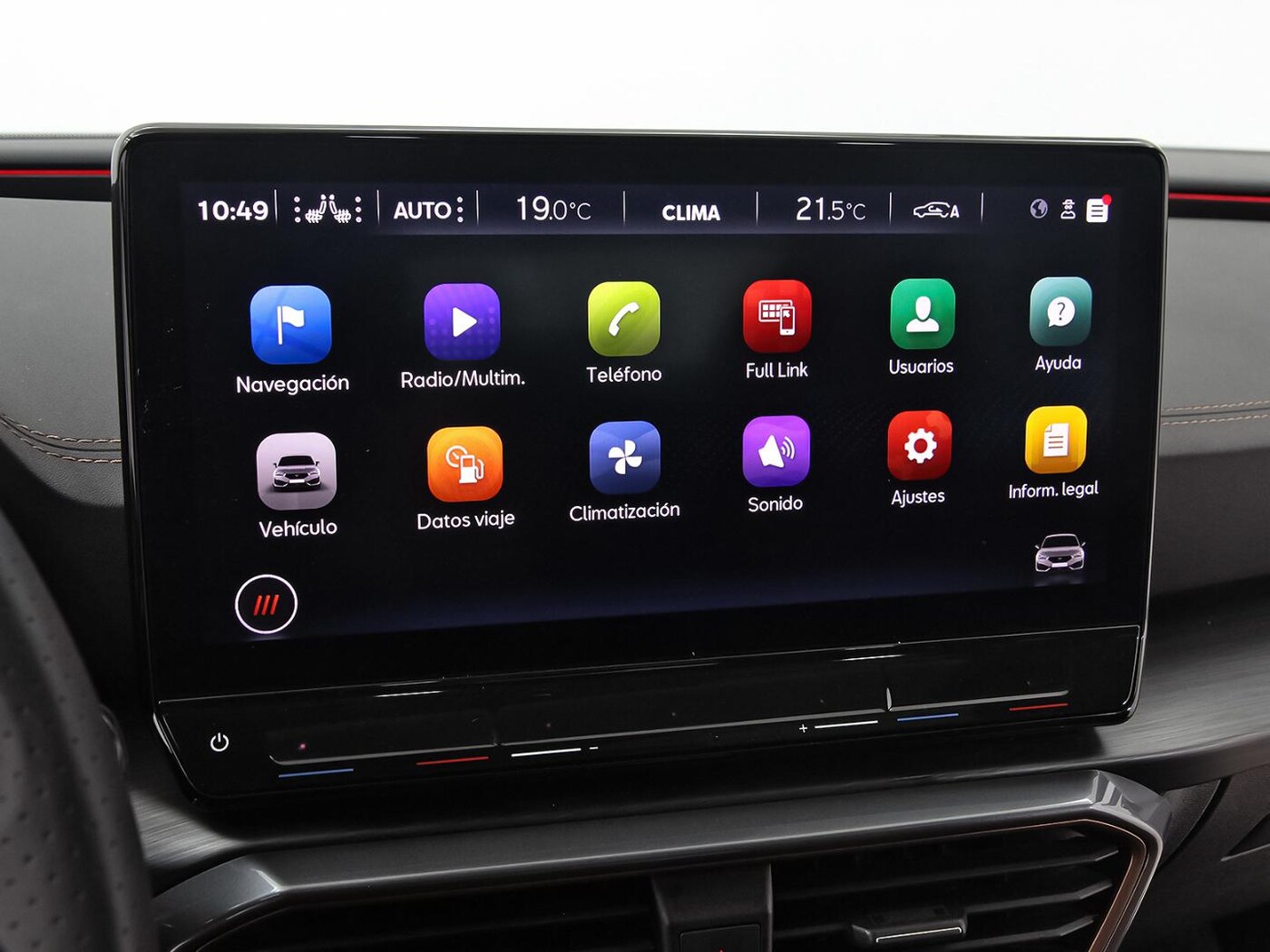 CUPRA Leon León 1.5 eTSI DSG 110 kW (150 CV) — photo 20