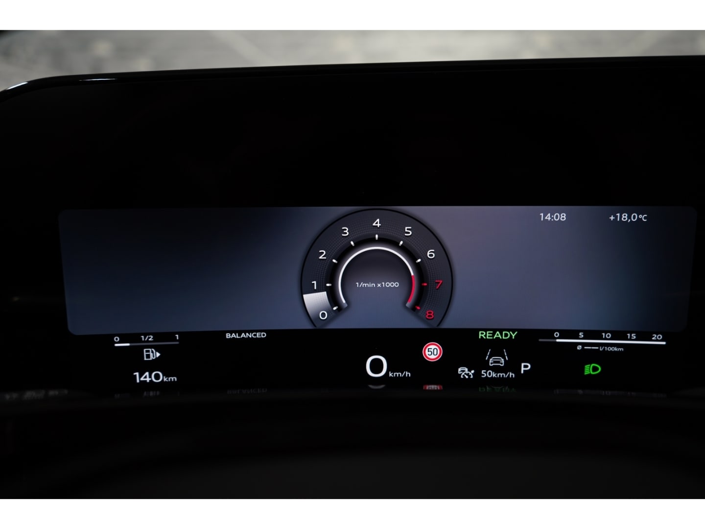 Bild über Audi Q3 SUV TFSI 110 kW S tronic - für weitere Informationen kontaktieren Sie den Audi Partner