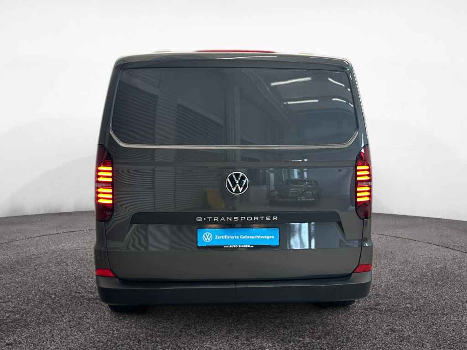 Volkswagen Transporter Pritschenwagen Doppelkabine – Bild 8