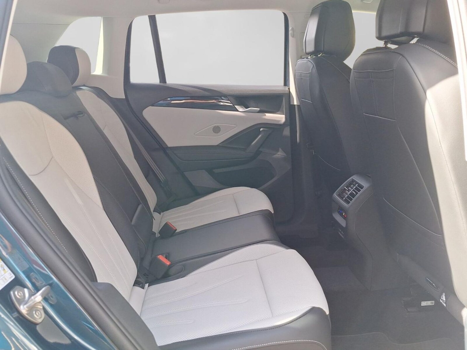Volkswagen Tiguan – Bild 6