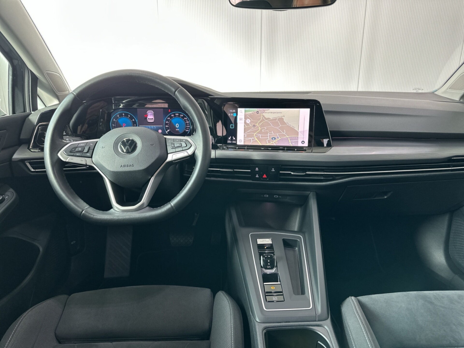 Volkswagen Golf Style