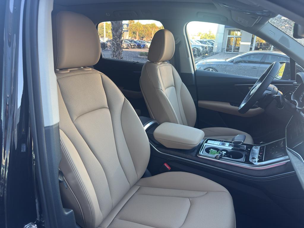2025 Audi Q7 Premium Plus - Photo 13