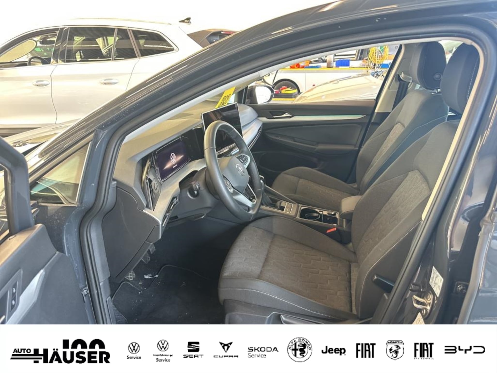 Volkswagen Golf Life