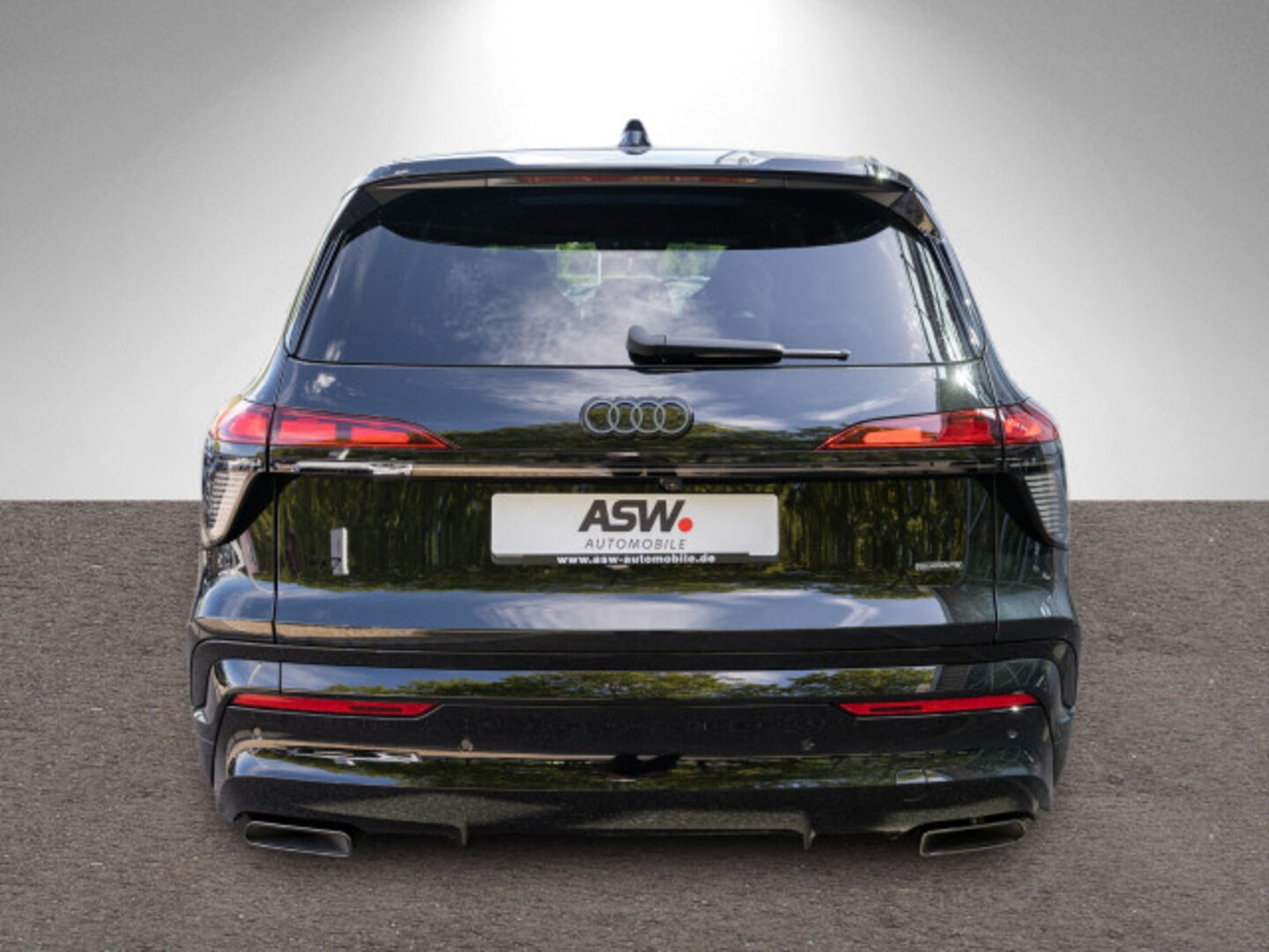 Bild über Audi Q7 SUV TDI quattro 220 kW tiptronic - für weitere Informationen kontaktieren Sie den Audi Partner
