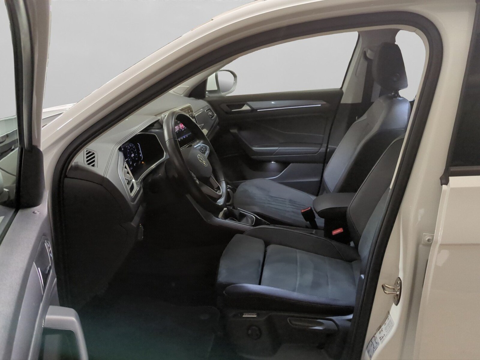 Volkswagen T-Roc – Bild 8