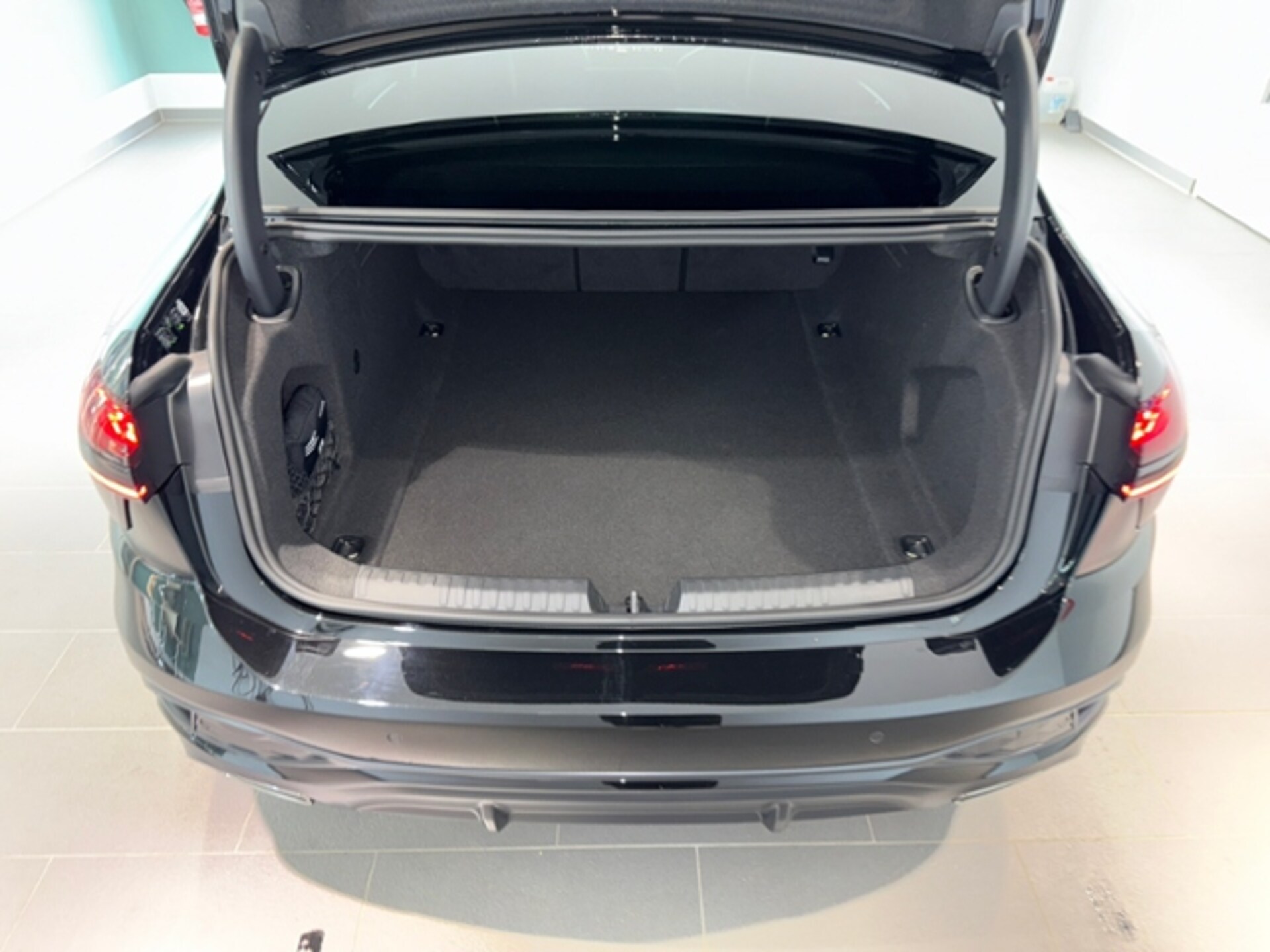 Audi A6 Limousine