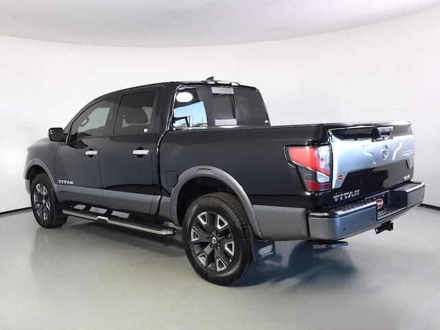 2022 Nissan Titan